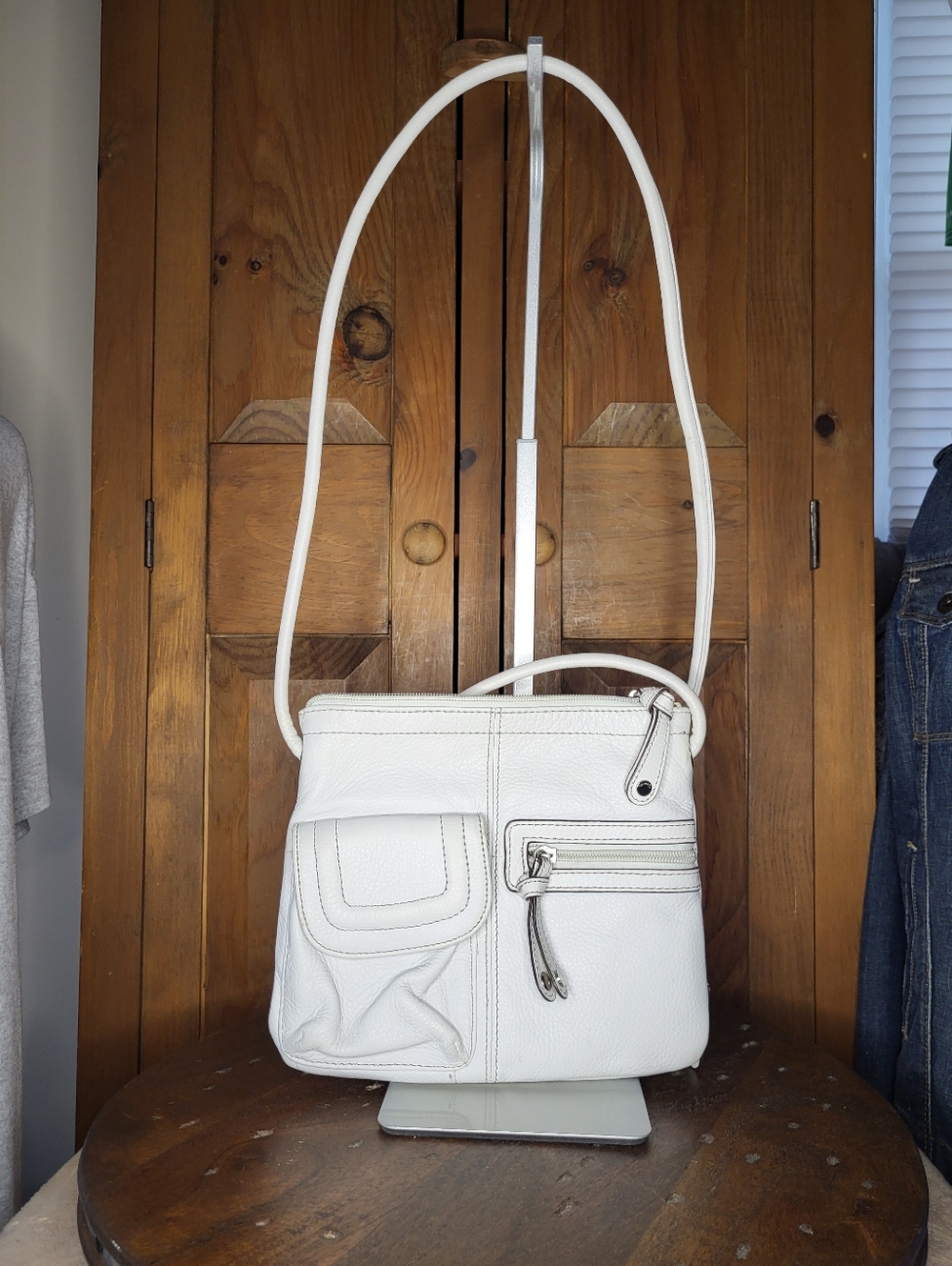 Tignanello white leather crossbody bag - Picture 6 of 15